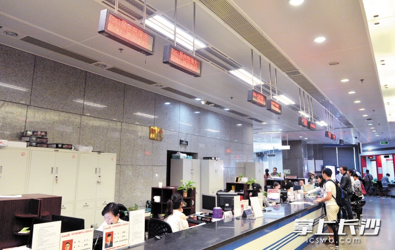 无锡同城24小时医保提取(同城医保卡转移怎么办理)